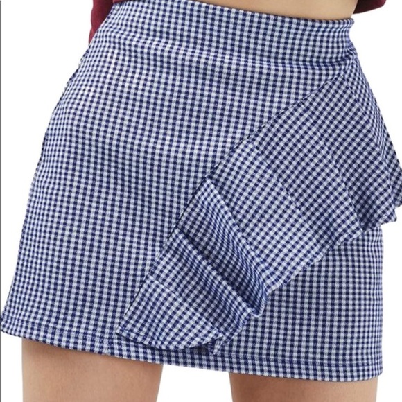 Topshop Dresses & Skirts - NWT Topshop Blue Gingham Ruffle Skirt 6 Topshop Dresses & Skirts - NWT Topshop Blue Gingham Ruffle Skirt 6